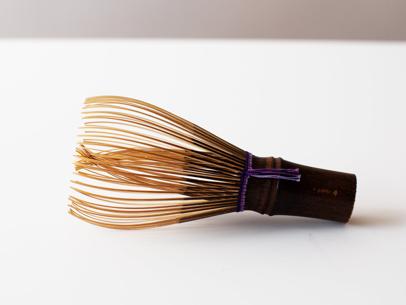 Shin Whisk with Violet Tie