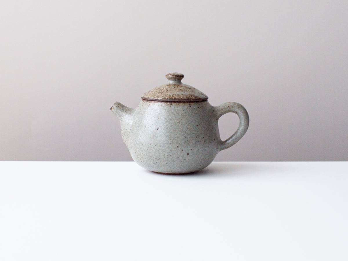 Beanie ceramic teapot, Zhang Hao Yan