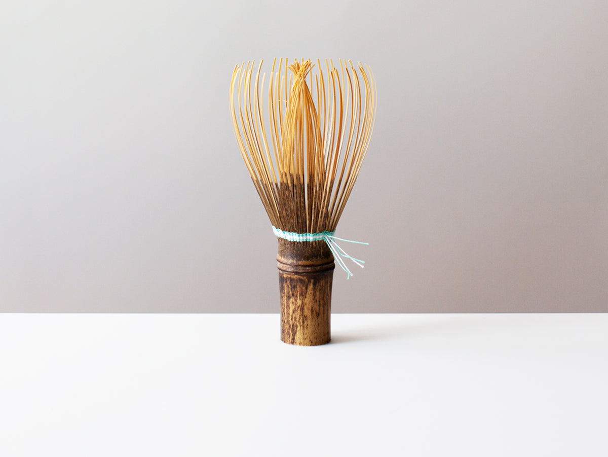 Shin Whisk with Celadon Tie
