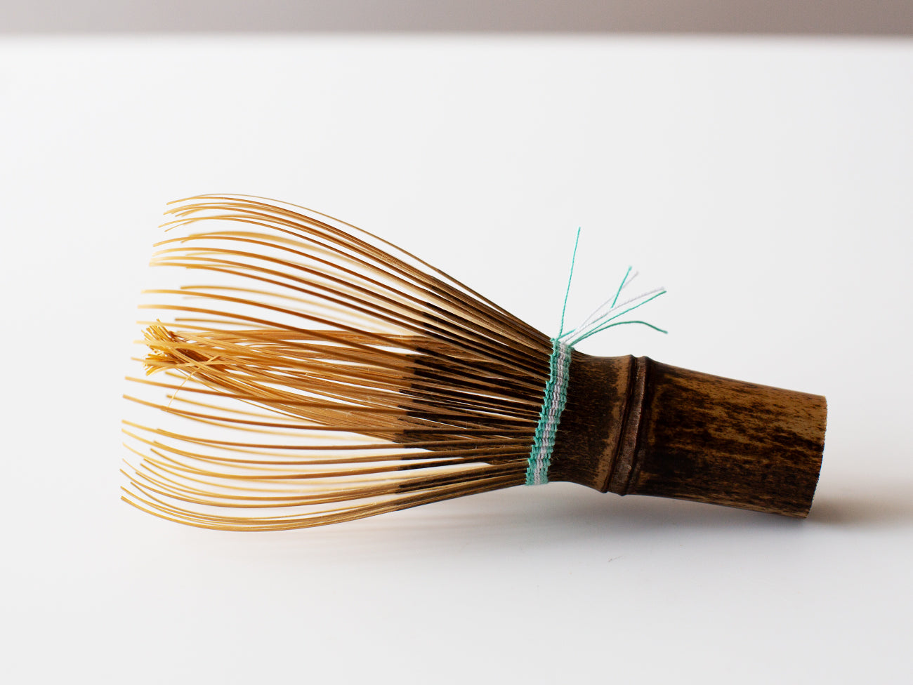Shin Whisk with Celadon Tie