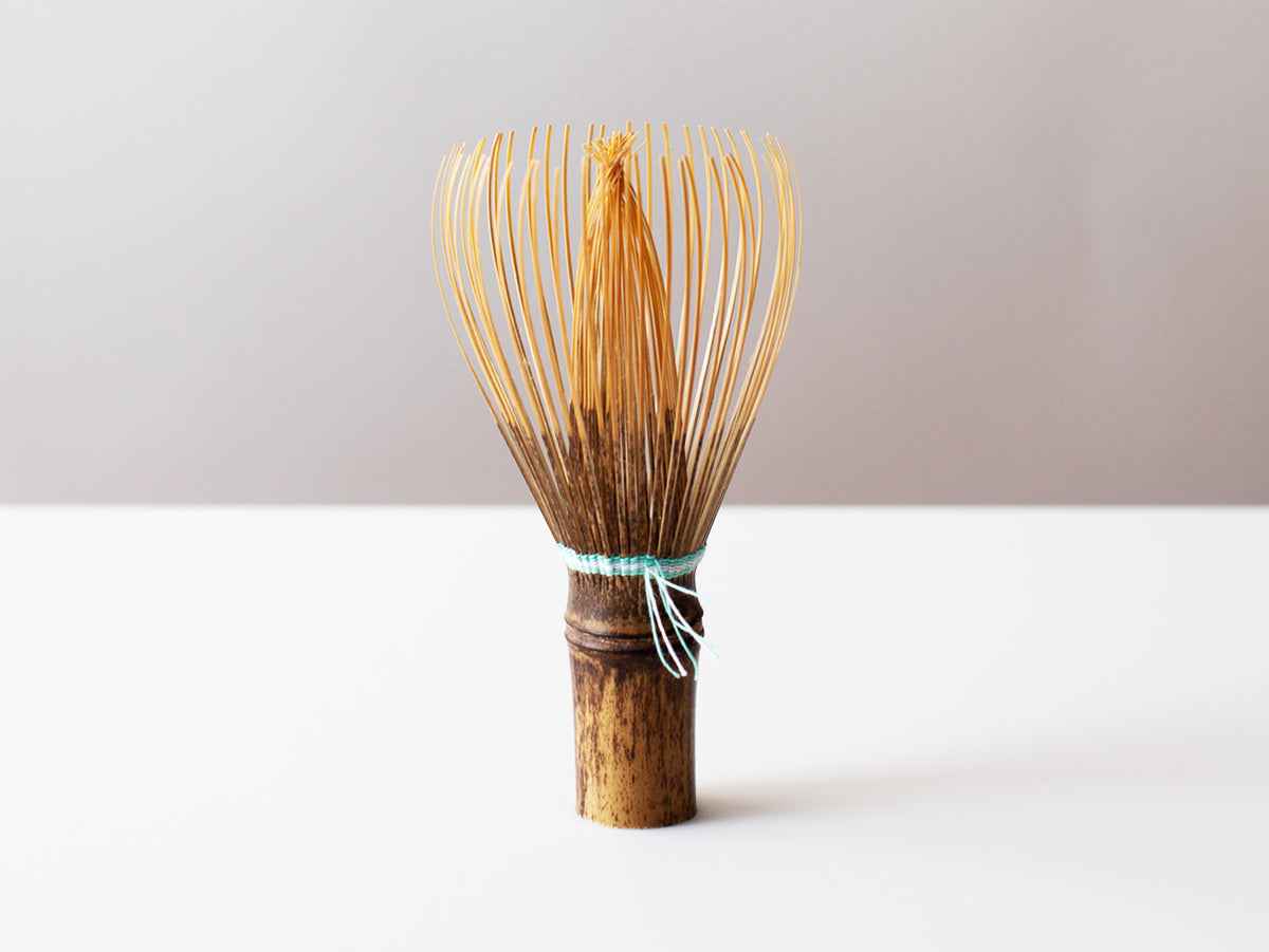 Shin Whisk with Celadon Tie