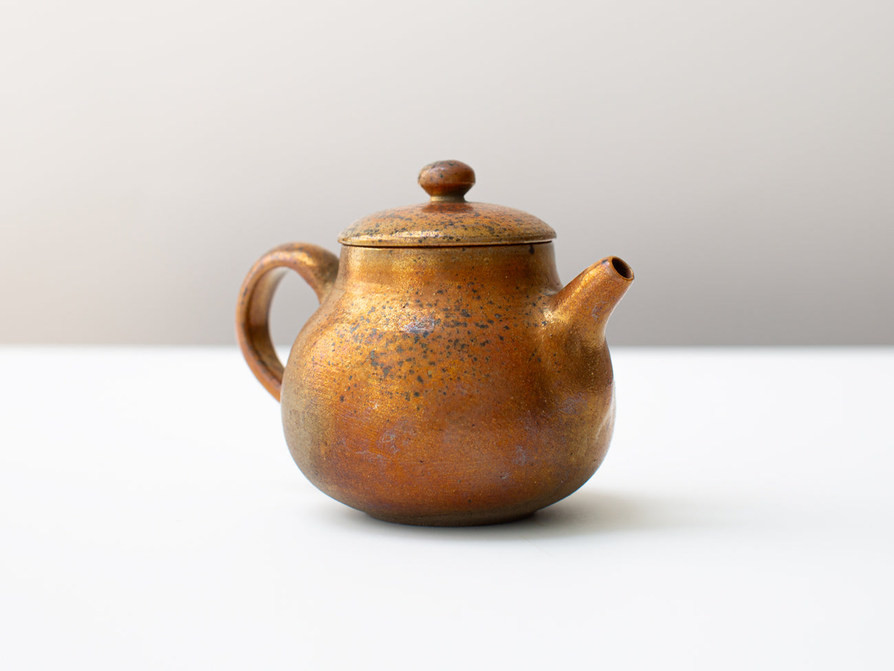 Comice. Wood-fired pear shaped teapot.